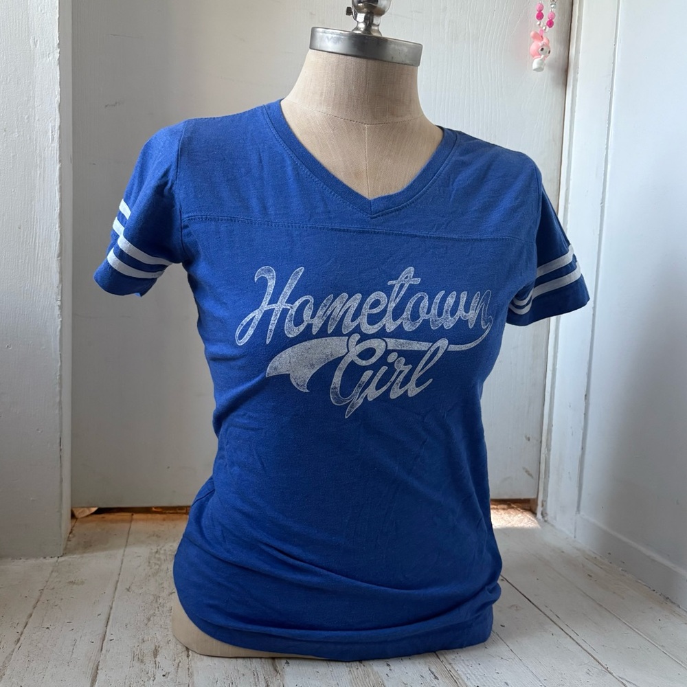 JOSH TURNER - Hometown Girl jersey style tee